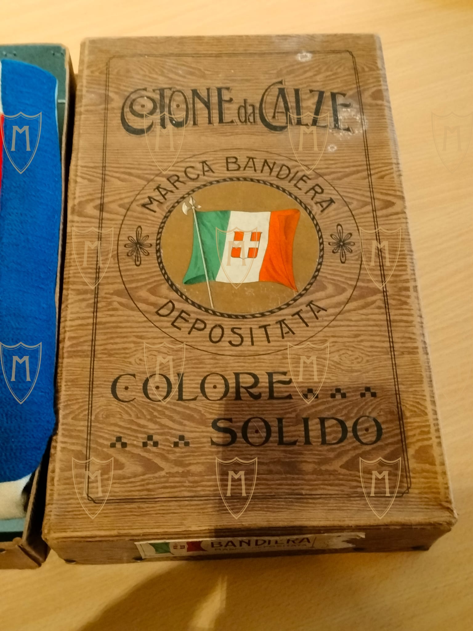 Bandiera sabauda con scatola - immagine 10