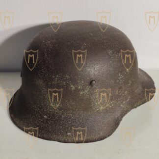 Elmetto Tedesco Modello 1942 (M42) Riutilizzato