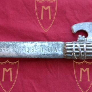 TAGLIACARTE INCISO IN ALLUMINIO ANNI 30 VOLONTARI DI GUERRA