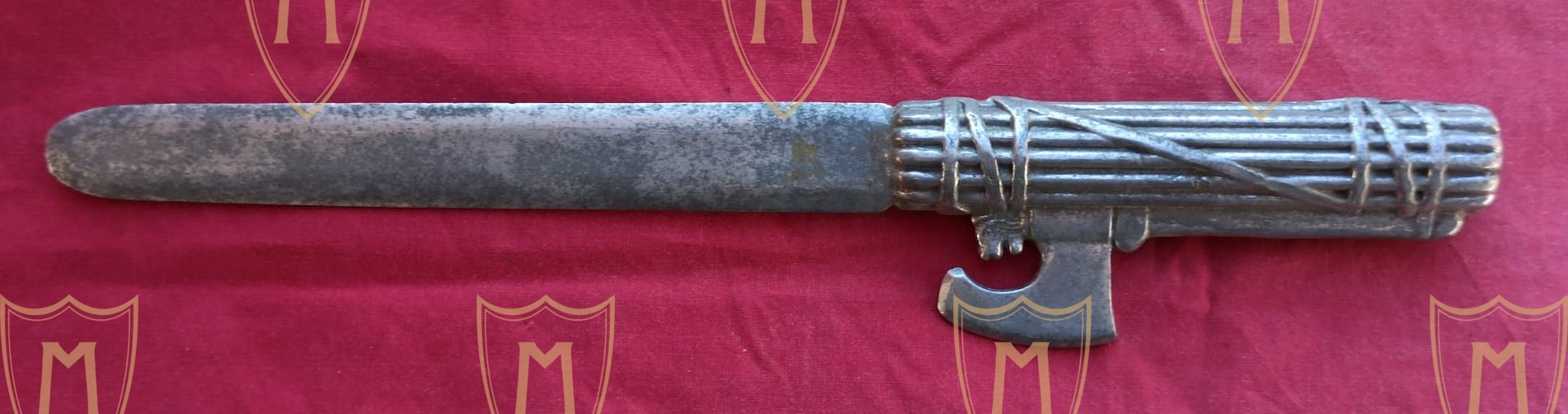 TAGLIACARTE INCISO IN ALLUMINIO ANNI 30 VOLONTARI DI GUERRA - immagine 8