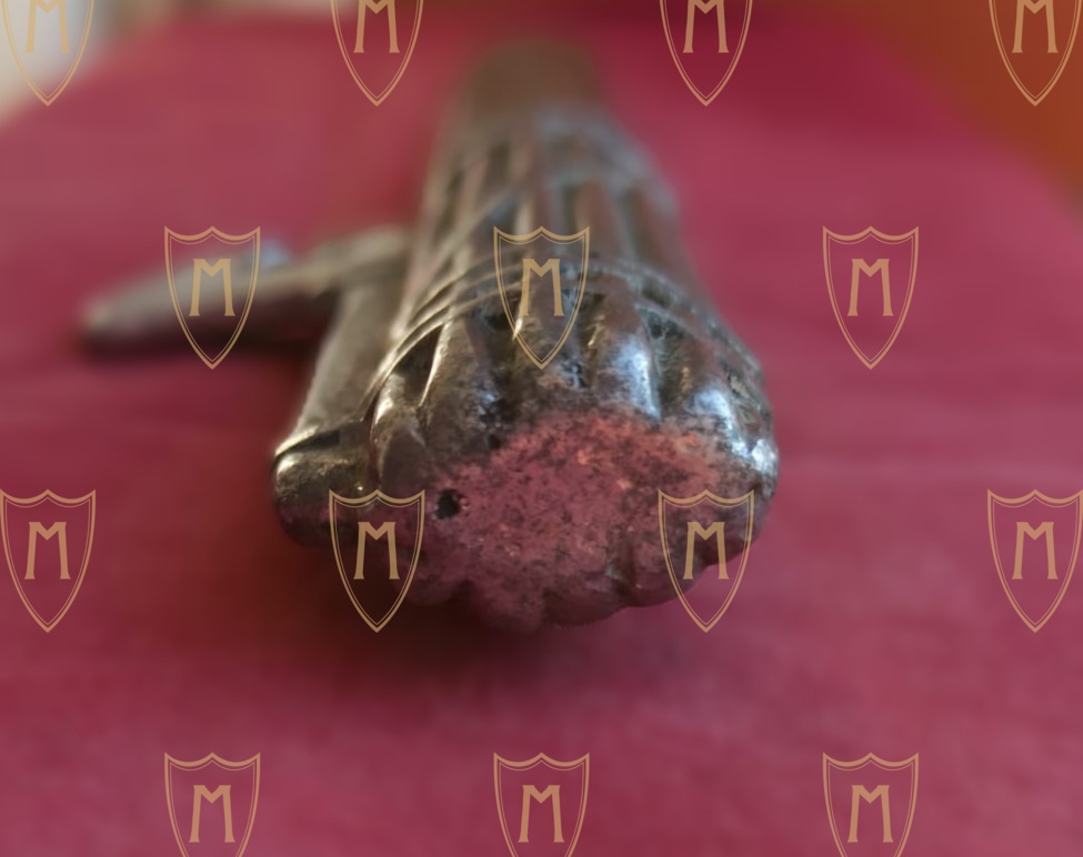 TAGLIACARTE INCISO IN ALLUMINIO ANNI 30 VOLONTARI DI GUERRA - immagine 4